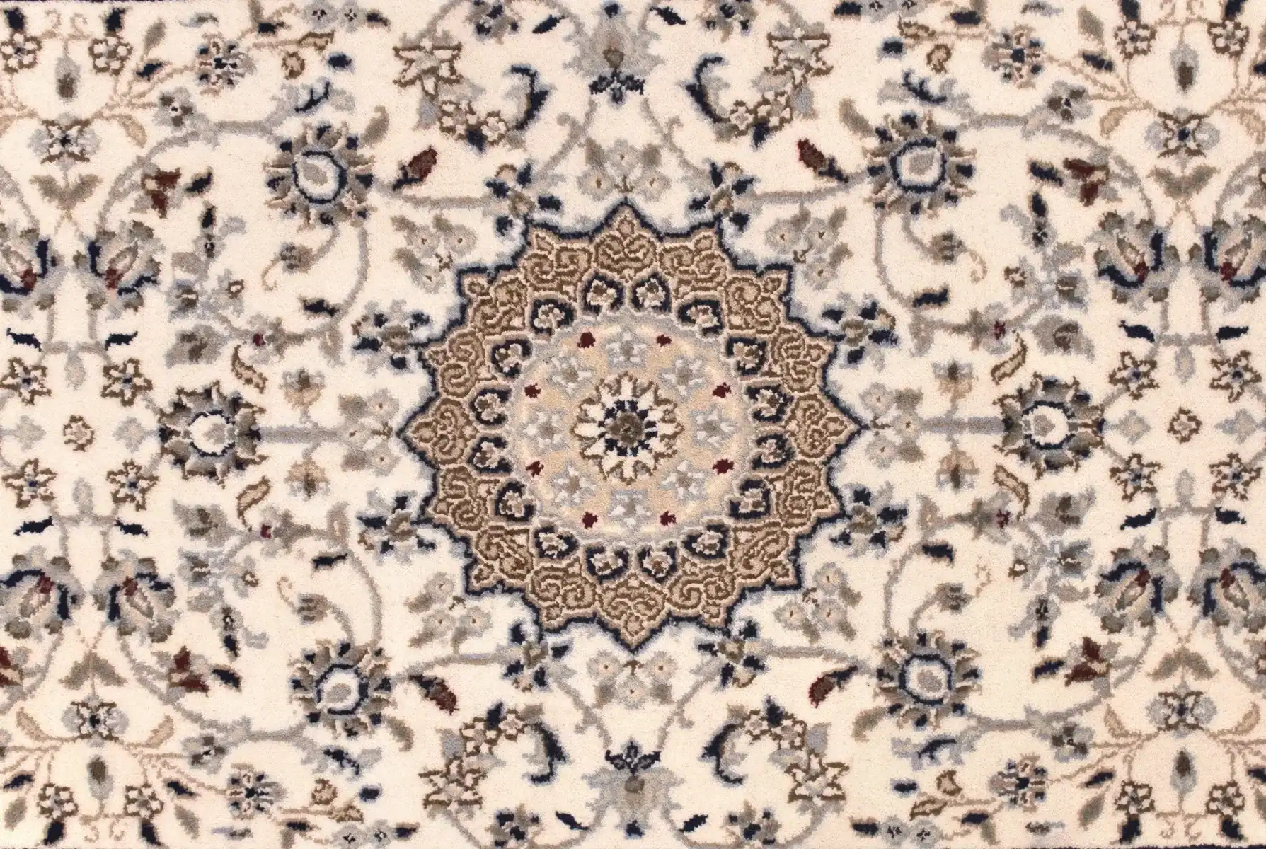 3 x 8 Nain India Wool Rug - Image 5