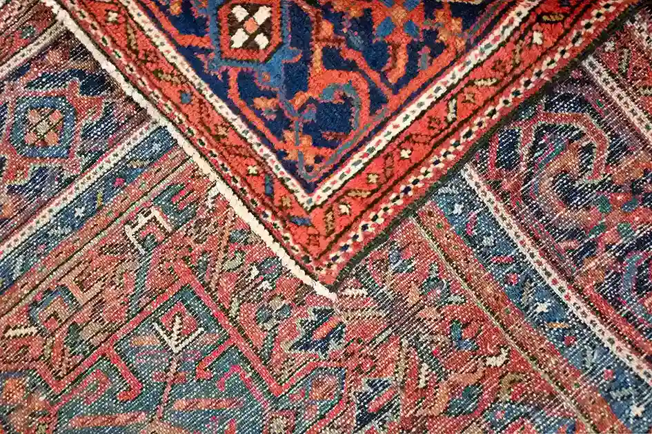 5 x 7 Antique Persian Heriz Wool Rug - Image 5