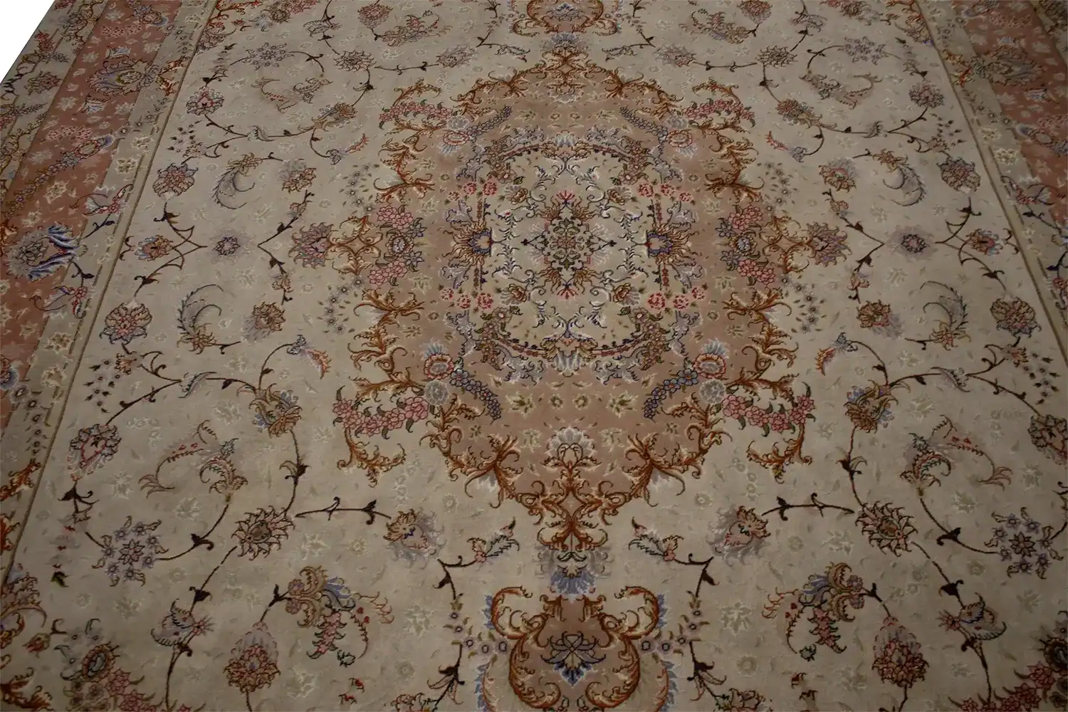 8 X 12 Persian Tabriz Wool/Silk Rug - Image 4