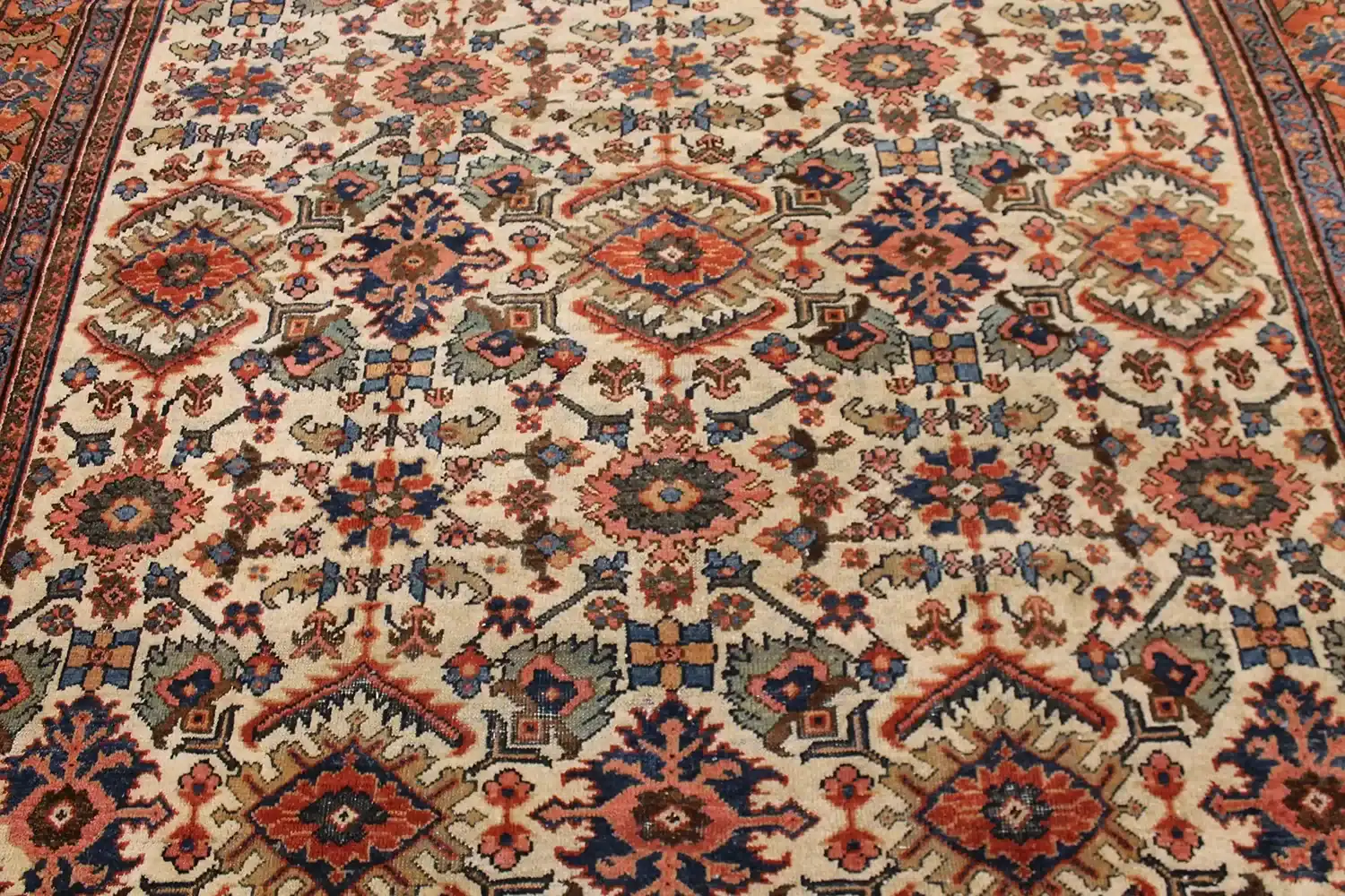 7 x 10 All-Over Design Antique Mahal Rug - Image 7