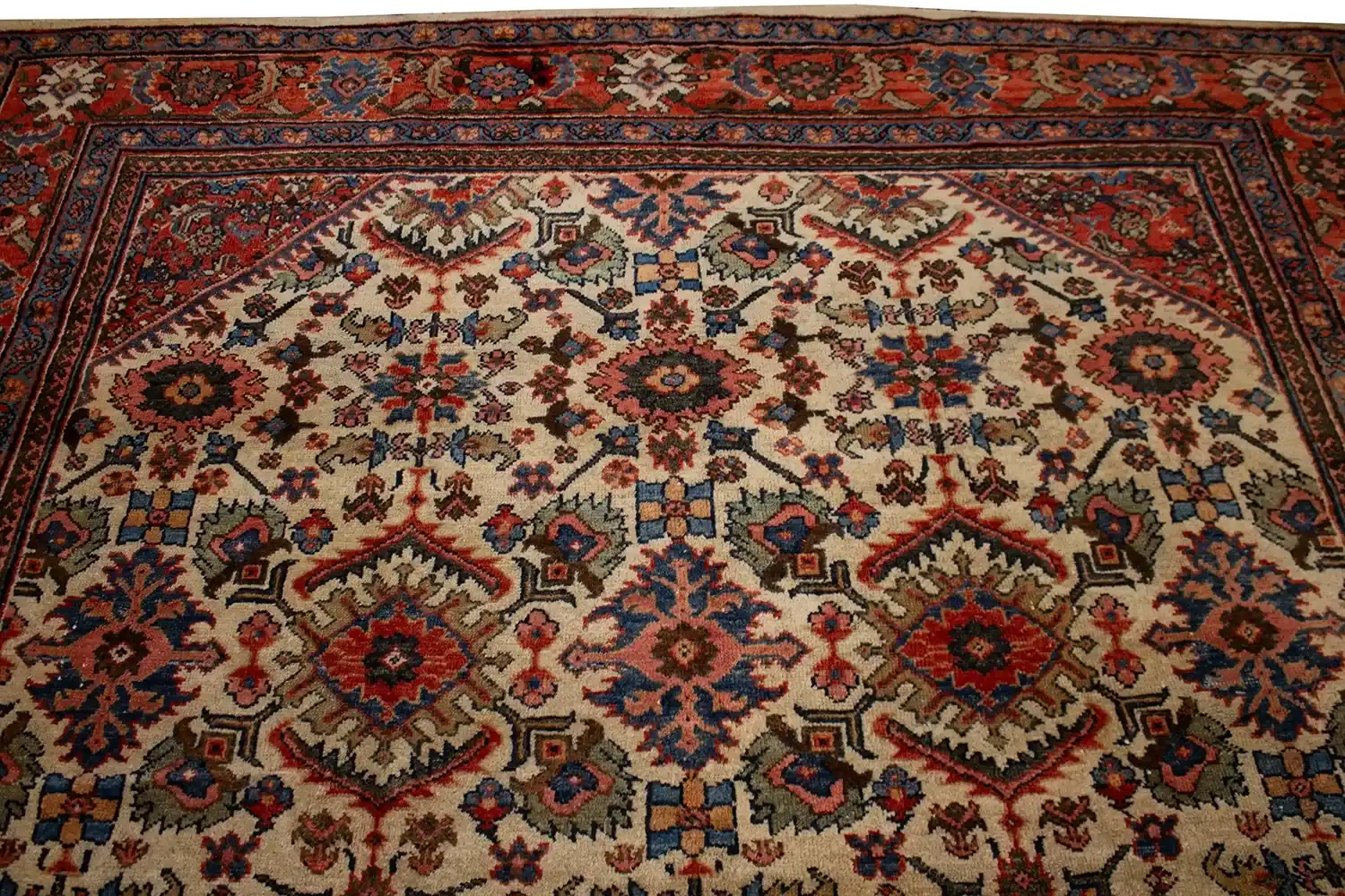 7 x 10 All-Over Design Antique Mahal Rug - Image 5